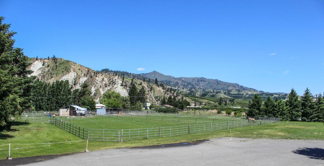 Peshastin Wedge Mountain Inn מראה חיצוני תמונה